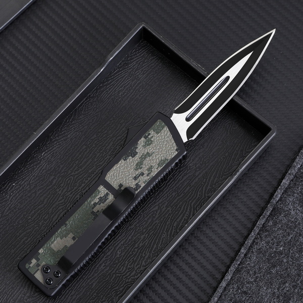 Durable OTF Knife For Outdoor Use.jpg
