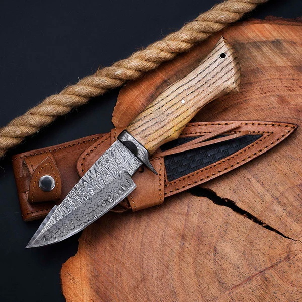 Can You Design Your Own Custom OTF Knife?